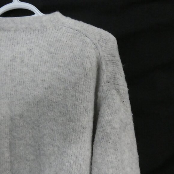 ZARA KNIT | small | Classic Light Grey Crew Neck Sweater - Picture 12 of 16